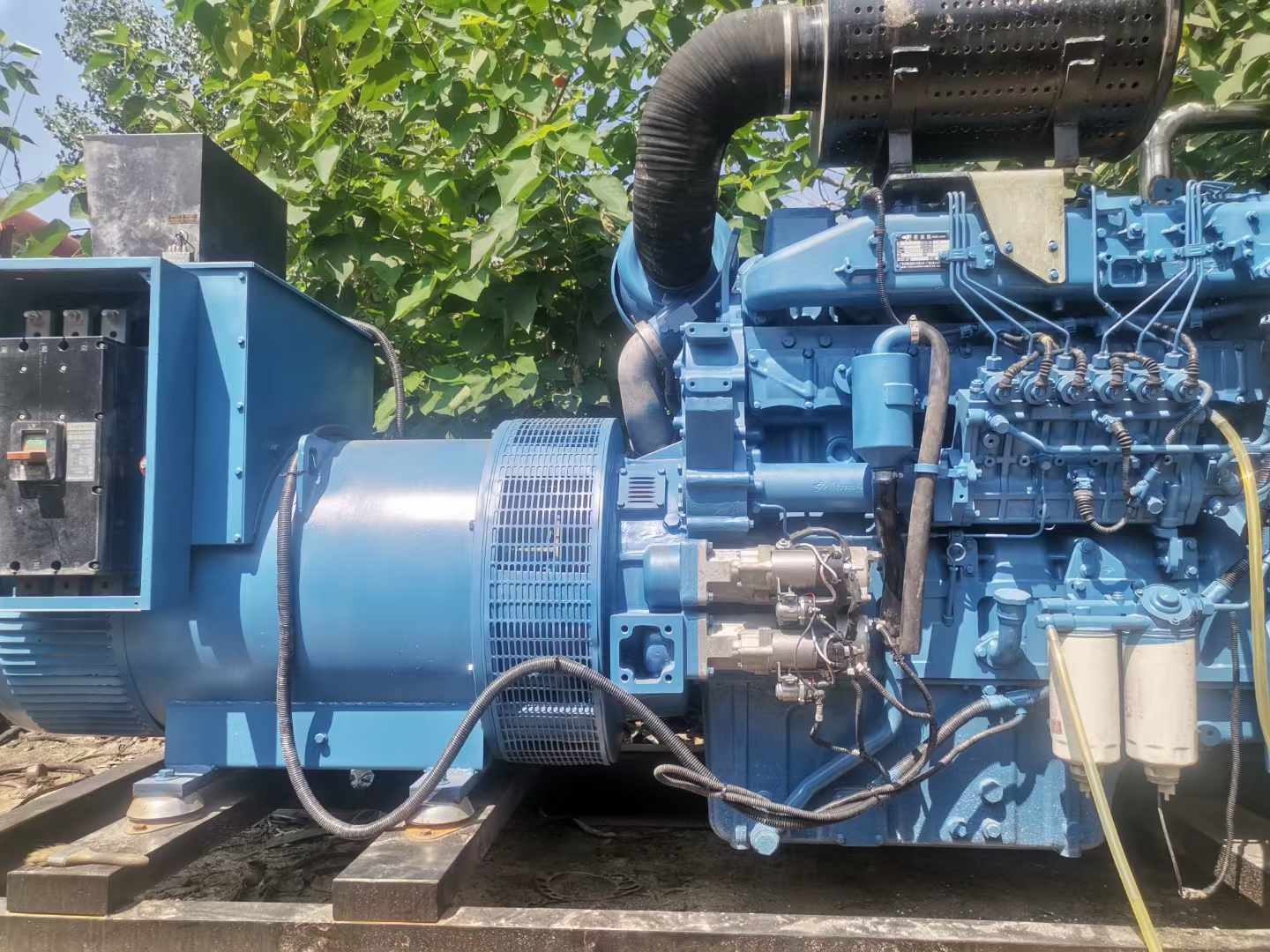 三山详细说明降低 800kW 柴油发电机输出电流波动的方法